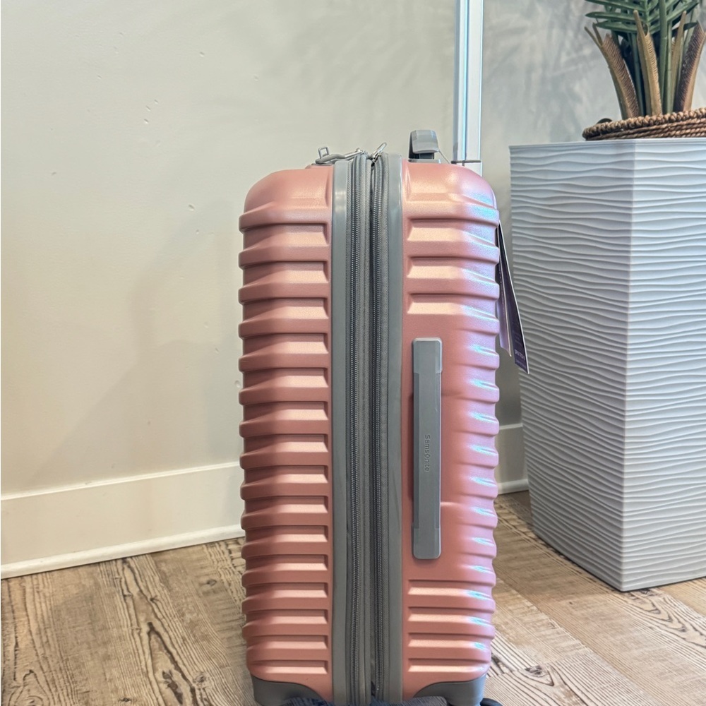 Samsonite Spin Tech 6 22.5" Carry-On Spinner, luggage travel bag✈️🔥 - Picture 10 of 15